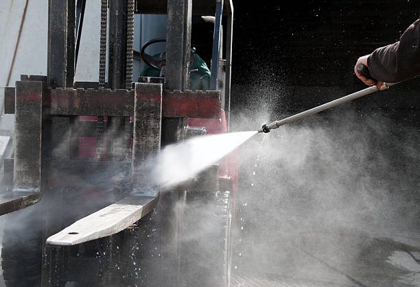 Best Warehouse Cleaning  in Desnso, CA